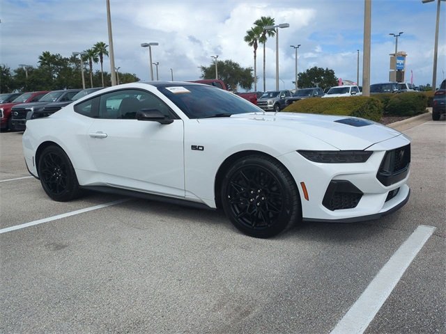 2024 Ford Mustang GT Premium photo 2