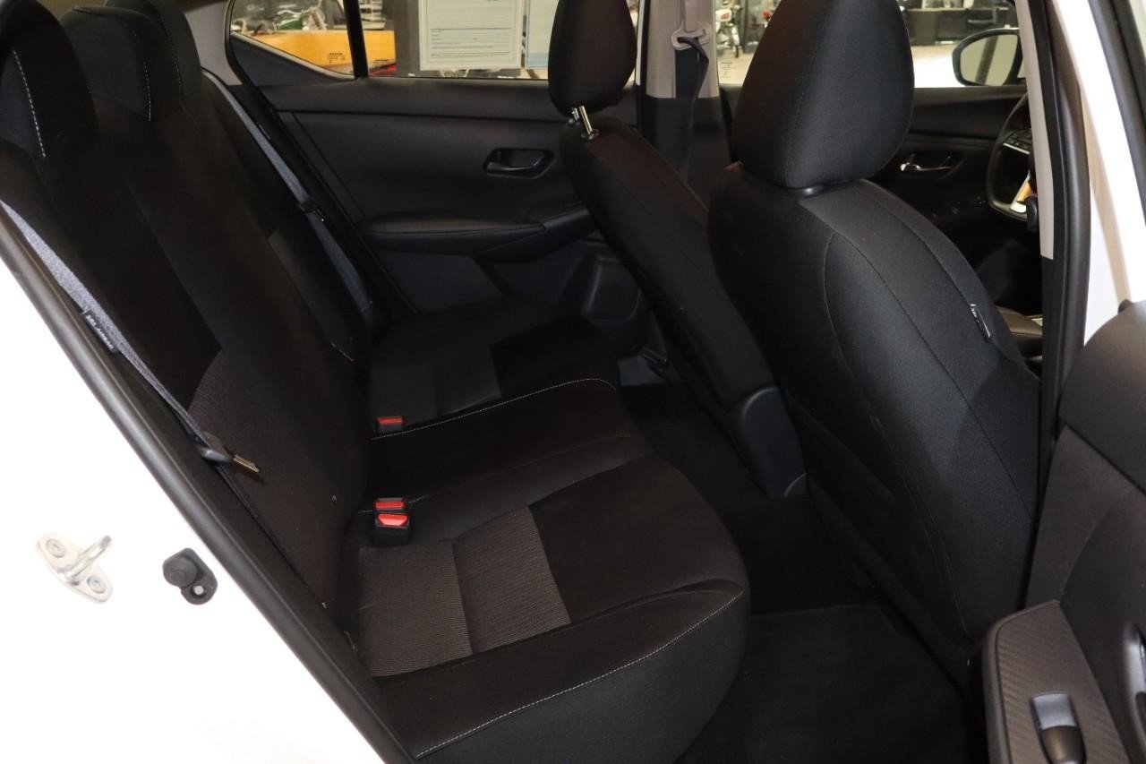 2025 Nissan Sentra SV photo 16