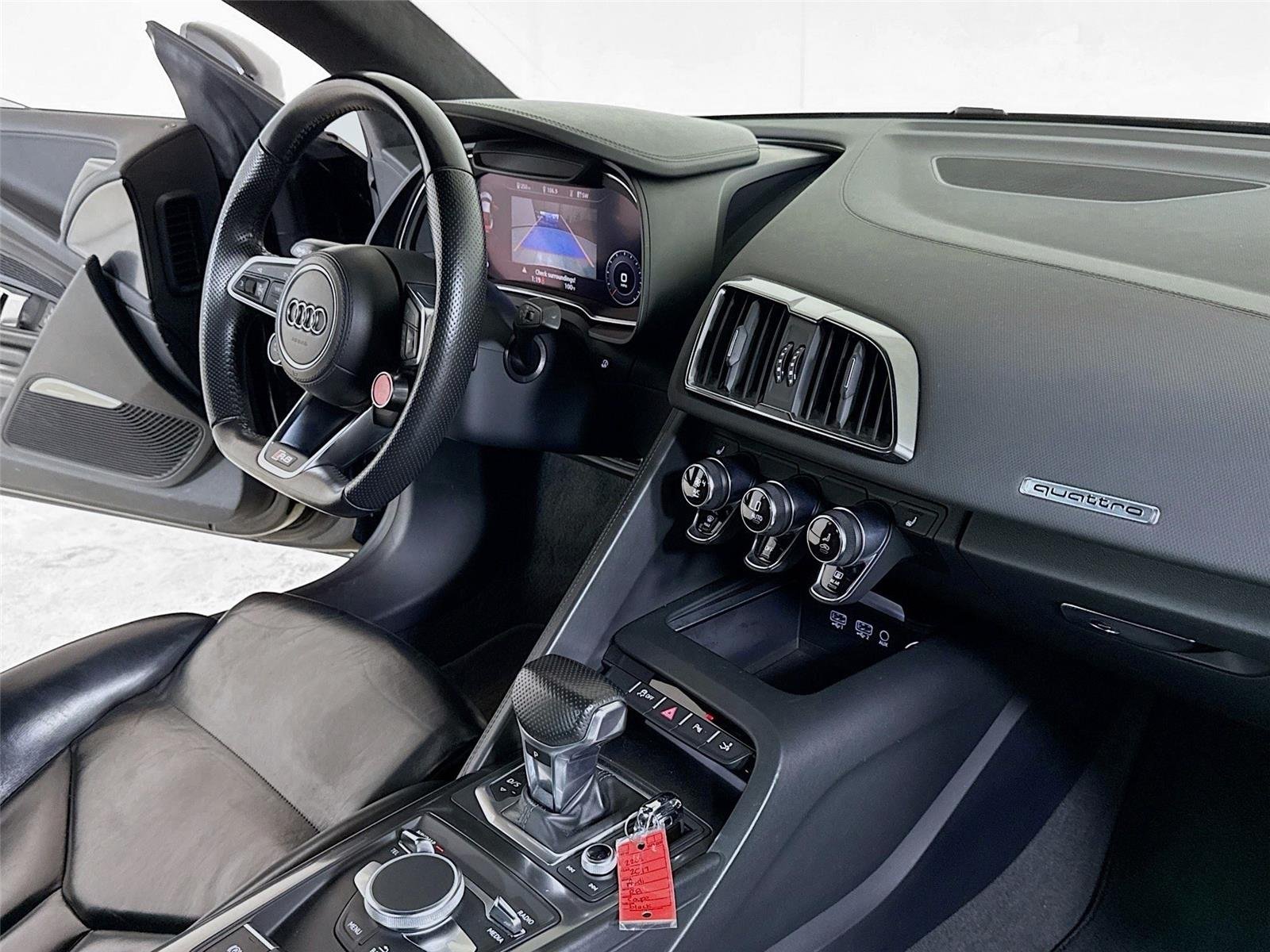 2017 Audi R8 Coupe V10 photo 26