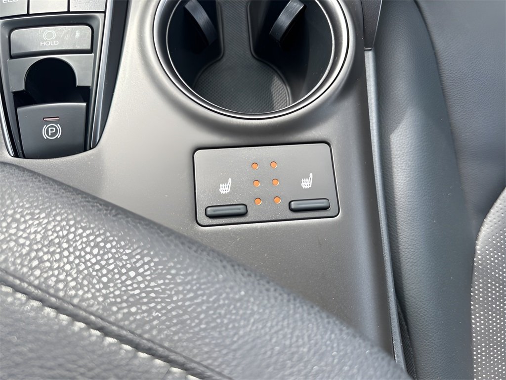 2023 Toyota Camry XSE photo 21