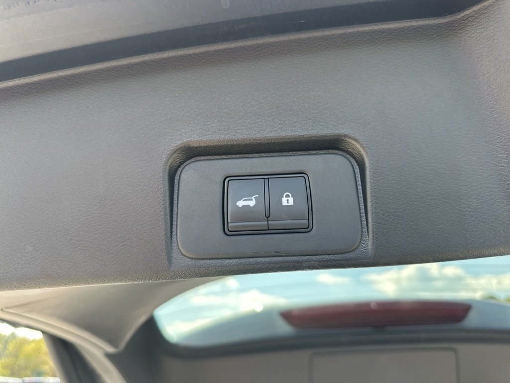 2024 Nissan Rogue SV photo 27