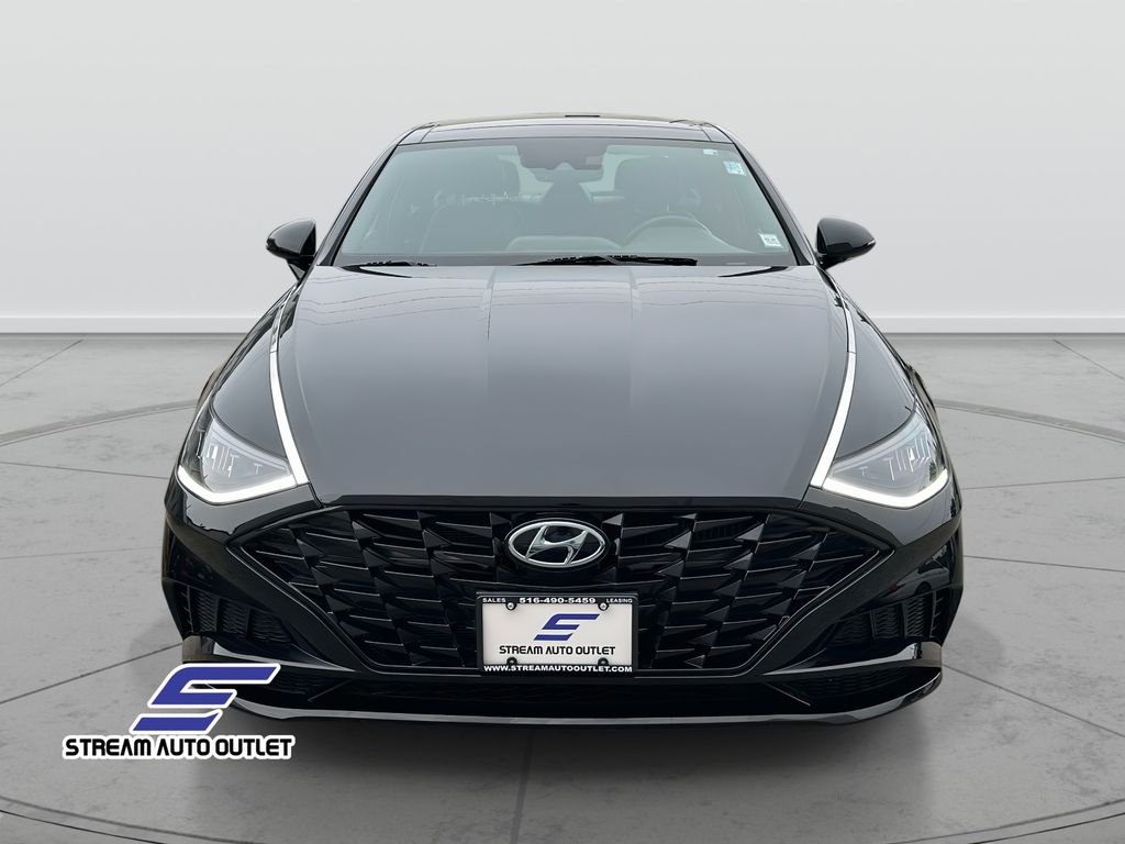 2022 Hyundai Sonata SEL Plus photo 2