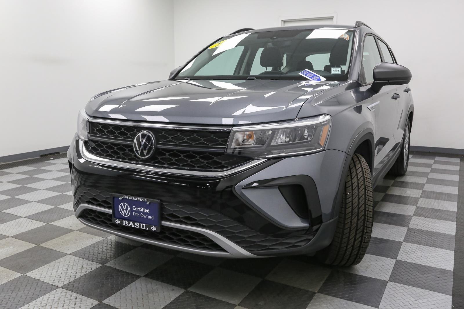 2023 Volkswagen Taos S photo 2
