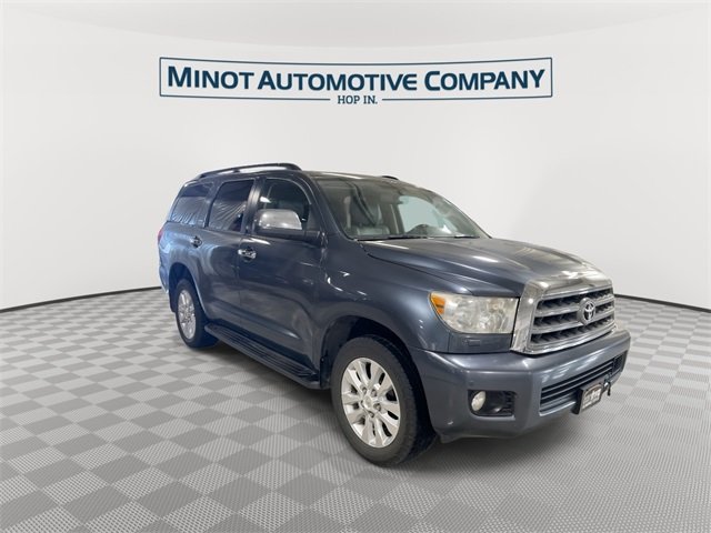 2010 Toyota Sequoia Platinum photo 2