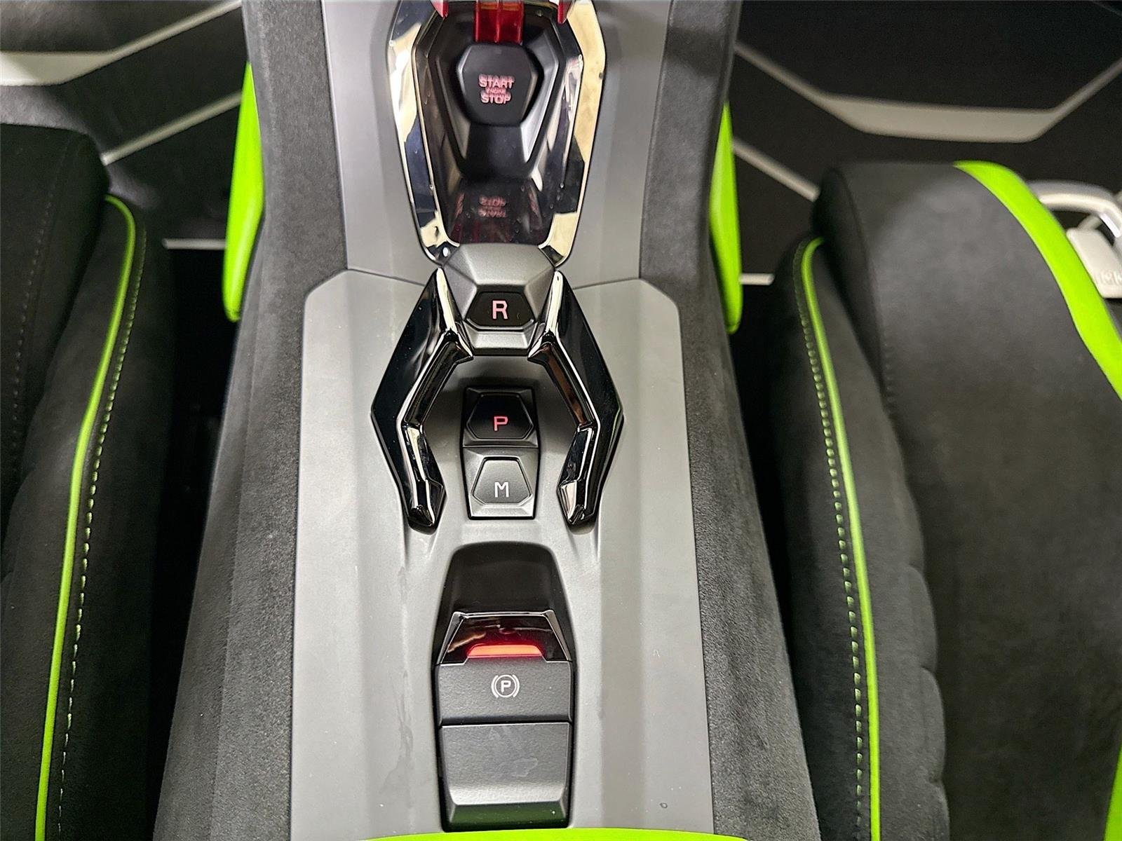 2023 Lamborghini Huracan STO photo 21