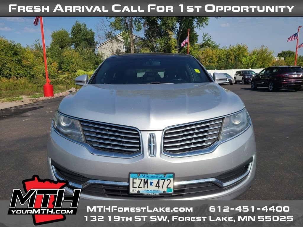 2017 Lincoln MKX Reserve photo 2