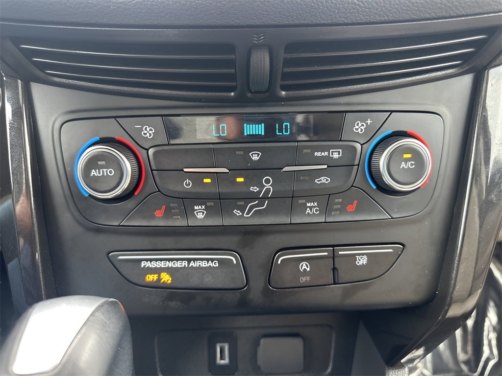2017 Ford Escape Titanium photo 19
