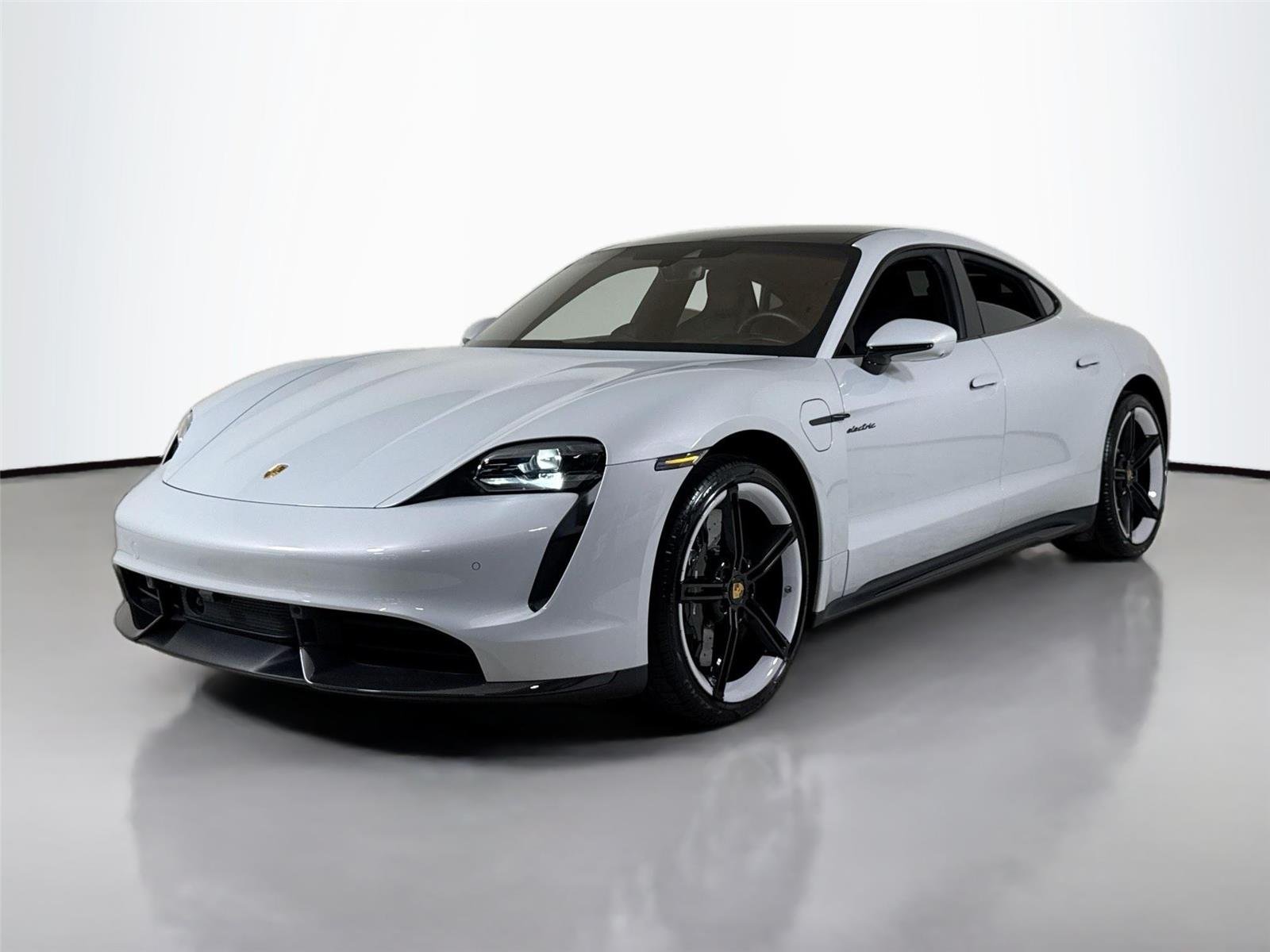 2021 Porsche Taycan Turbo S photo 43