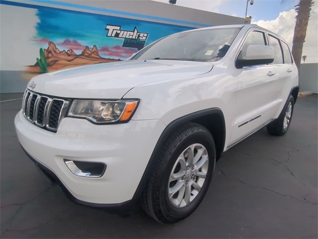2021 Jeep Grand Cherokee Laredo E photo 4