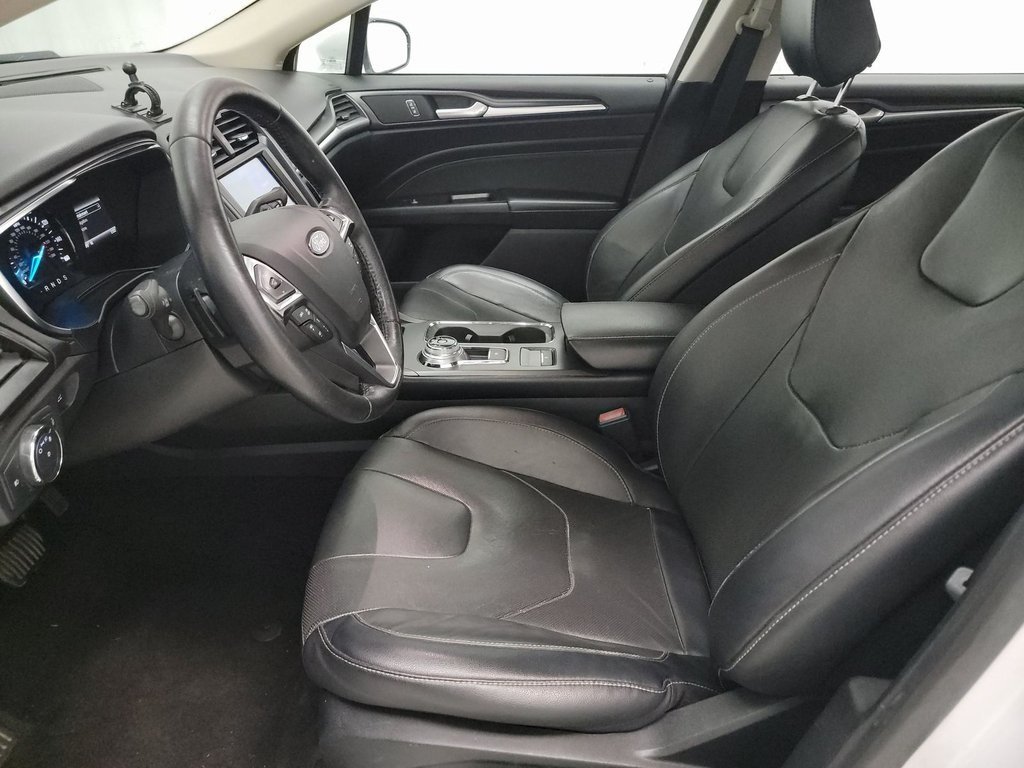 2020 Ford Fusion Titanium photo 5