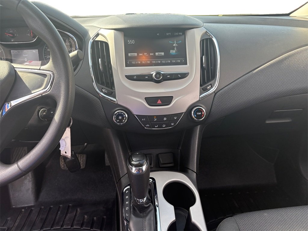 2018 Chevrolet Cruze LS photo 15