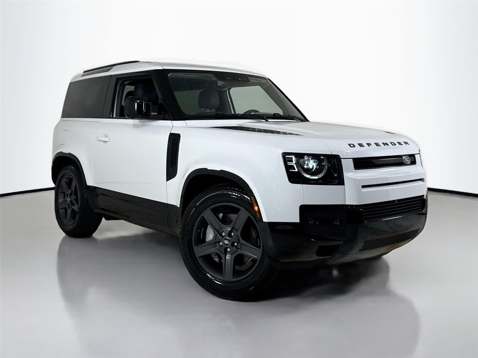 2024 Land Rover Defender X-Dynamic SE photo 30