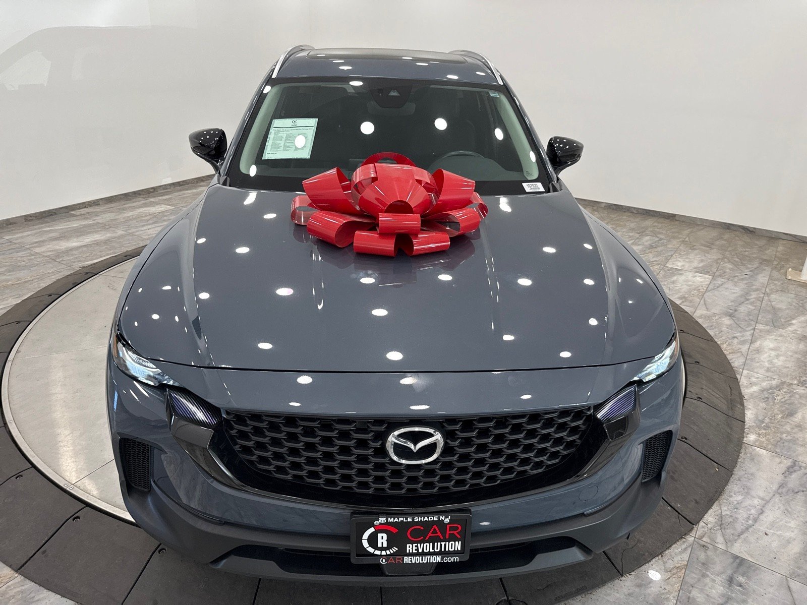 2023 Mazda CX-50 2.5 Preferred Plus photo 2
