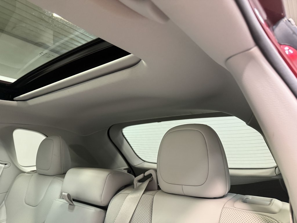 2021 Jeep Cherokee Limited photo 8