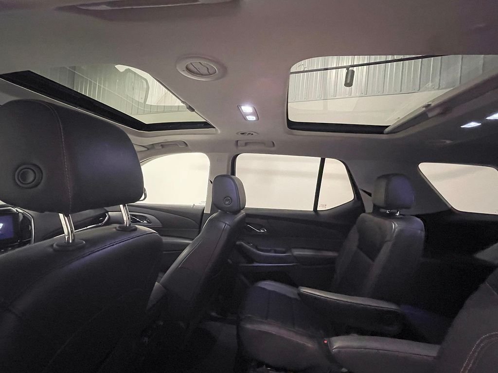2020 Chevrolet Traverse RS photo 18