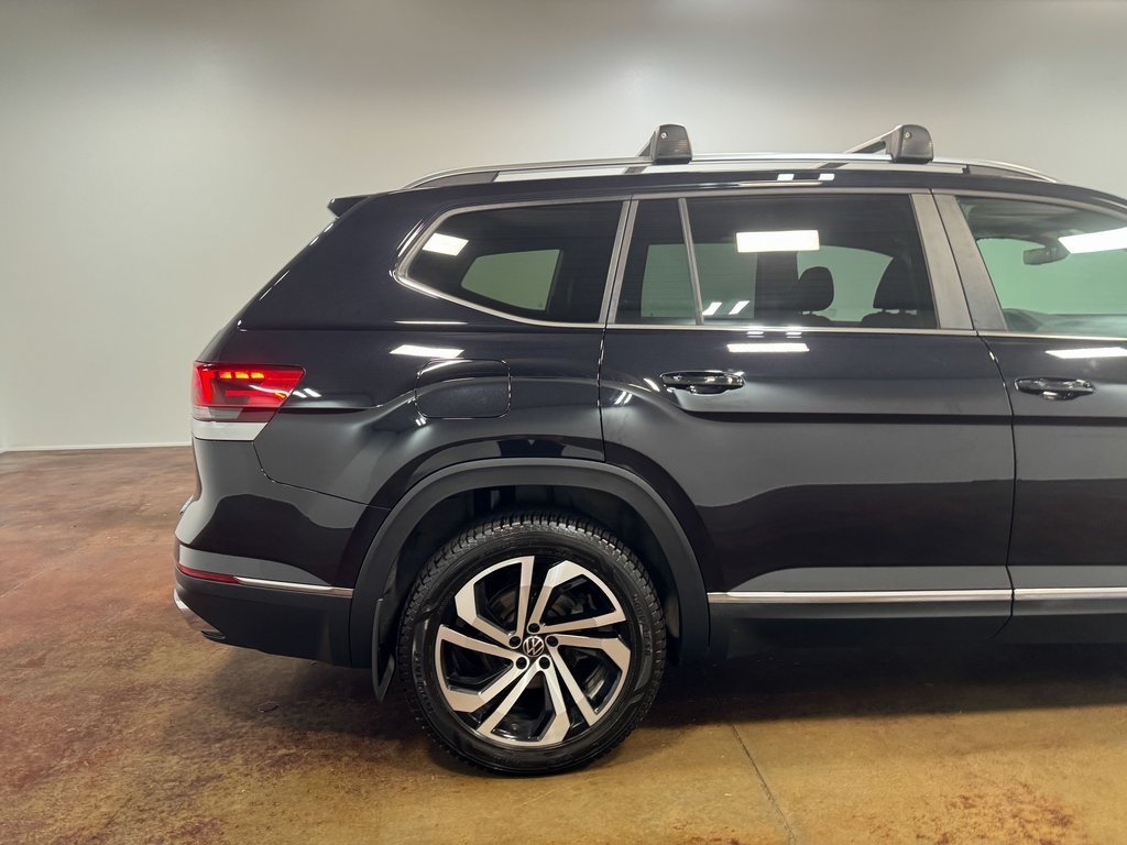 2023 Volkswagen Atlas SEL photo 29