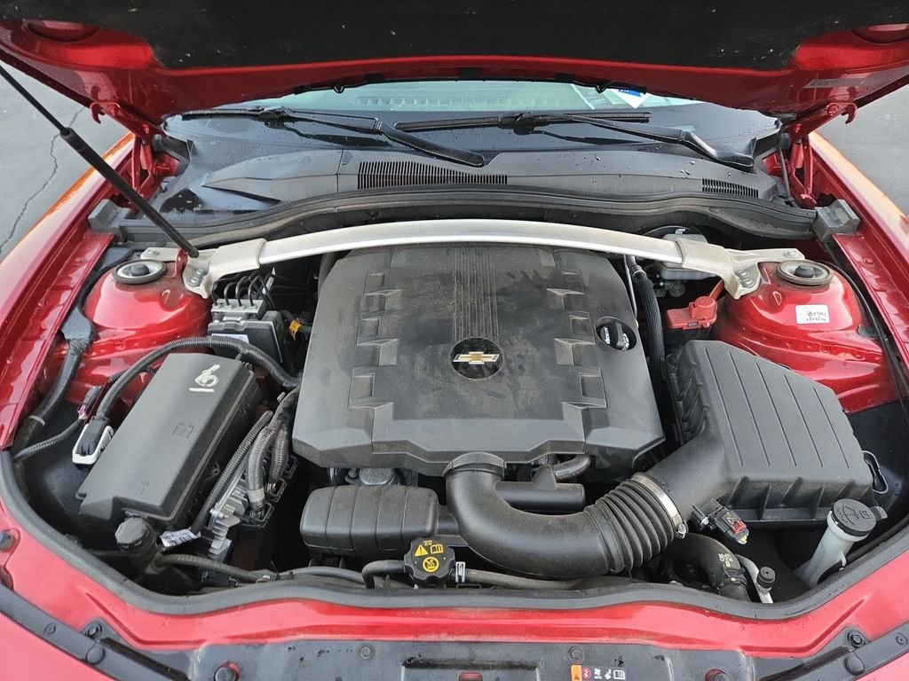 2015 Chevrolet Camaro 1LT photo 17