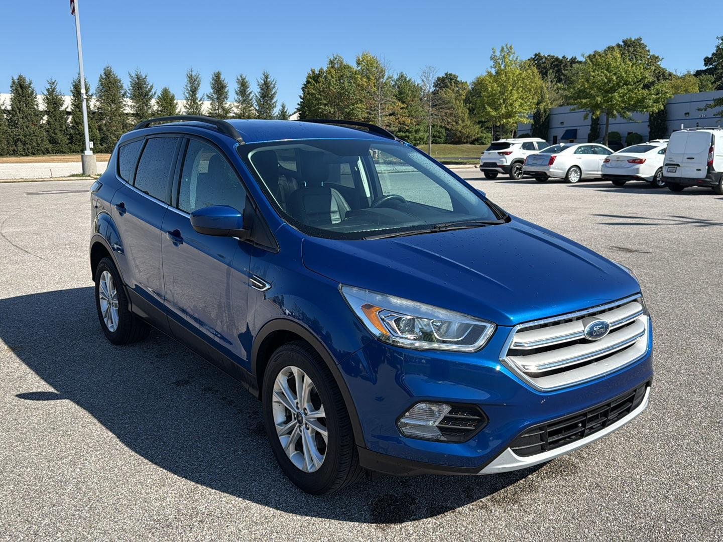 2018 Ford Escape SEL photo 3