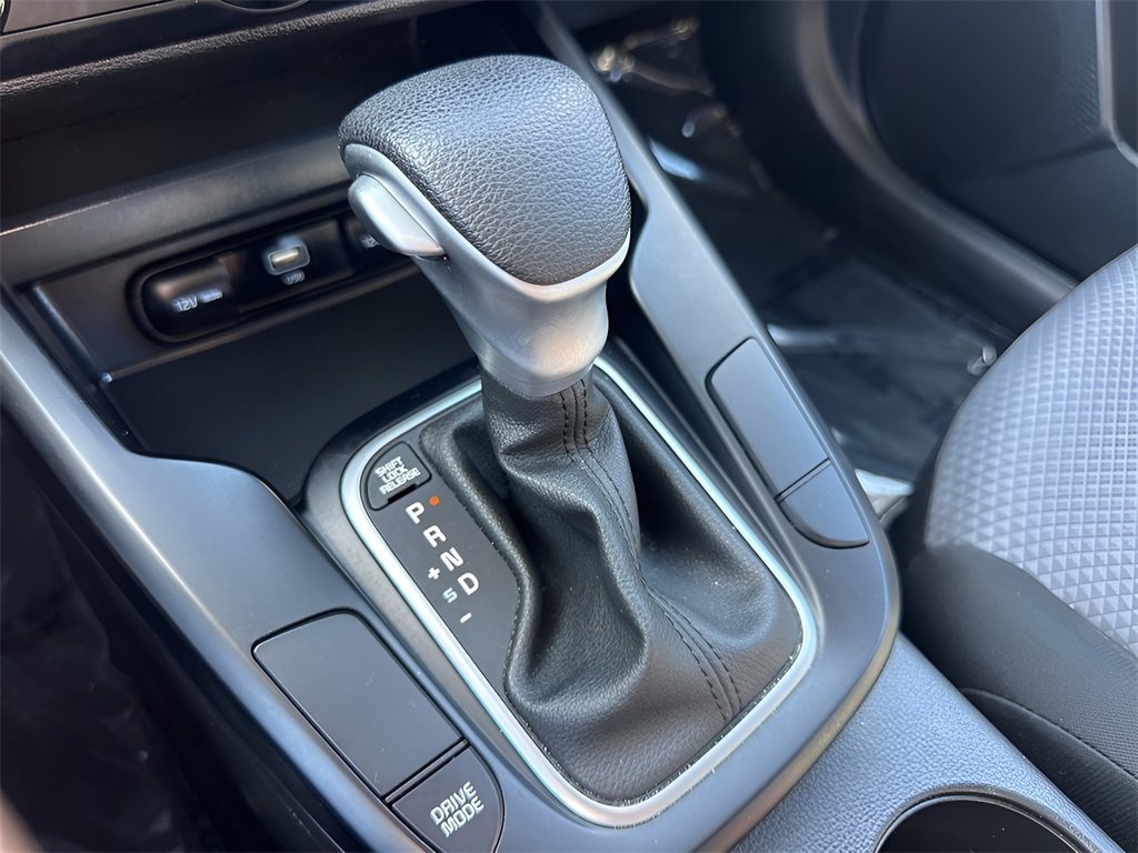 2024 Kia Soul LX photo 14