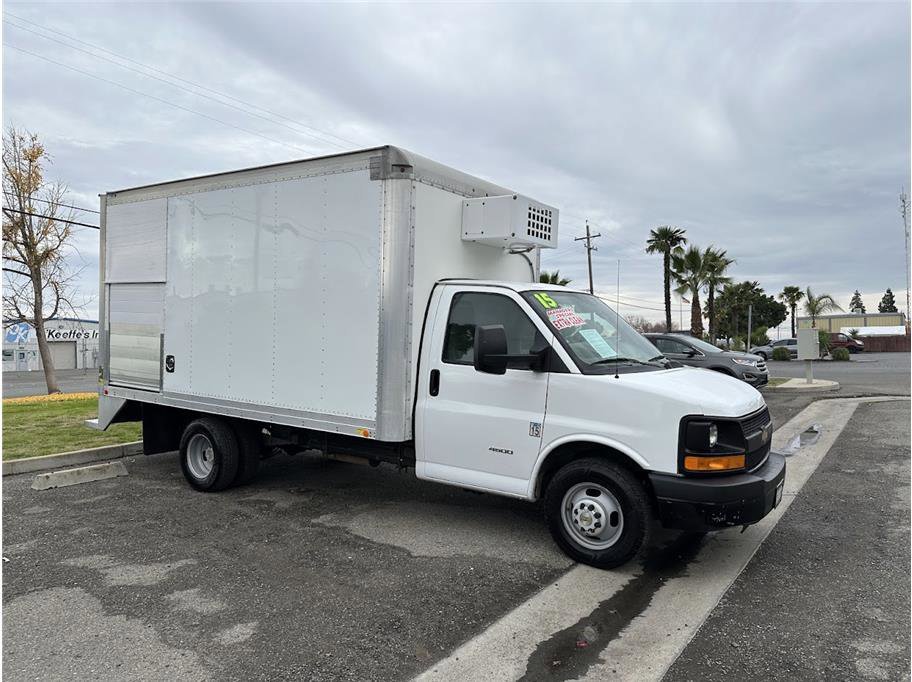 2015 Chevrolet Express Cutaway