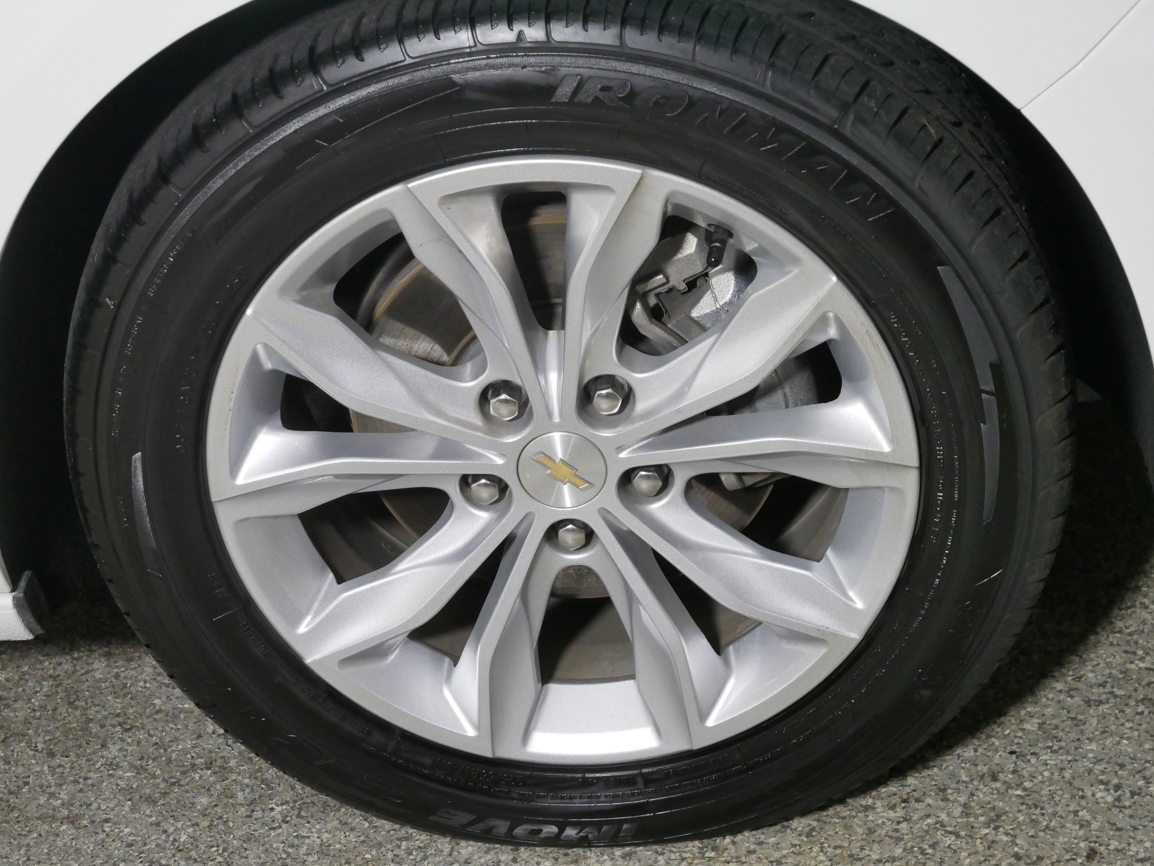 2023 Chevrolet Malibu 1LT photo 14