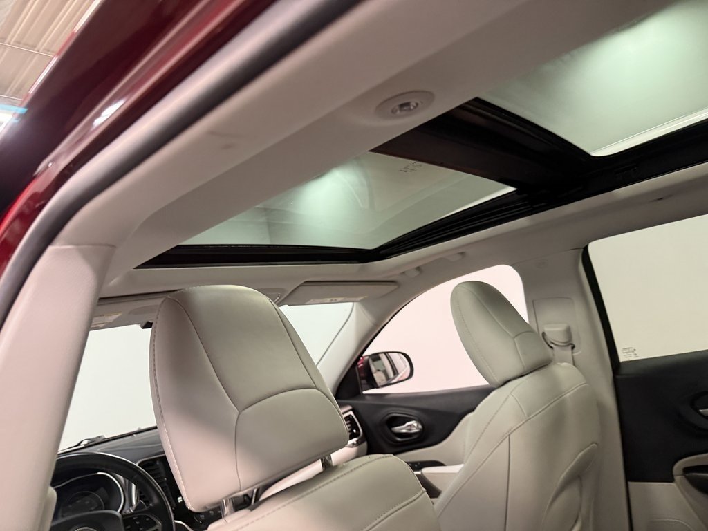 2021 Jeep Cherokee Limited photo 46