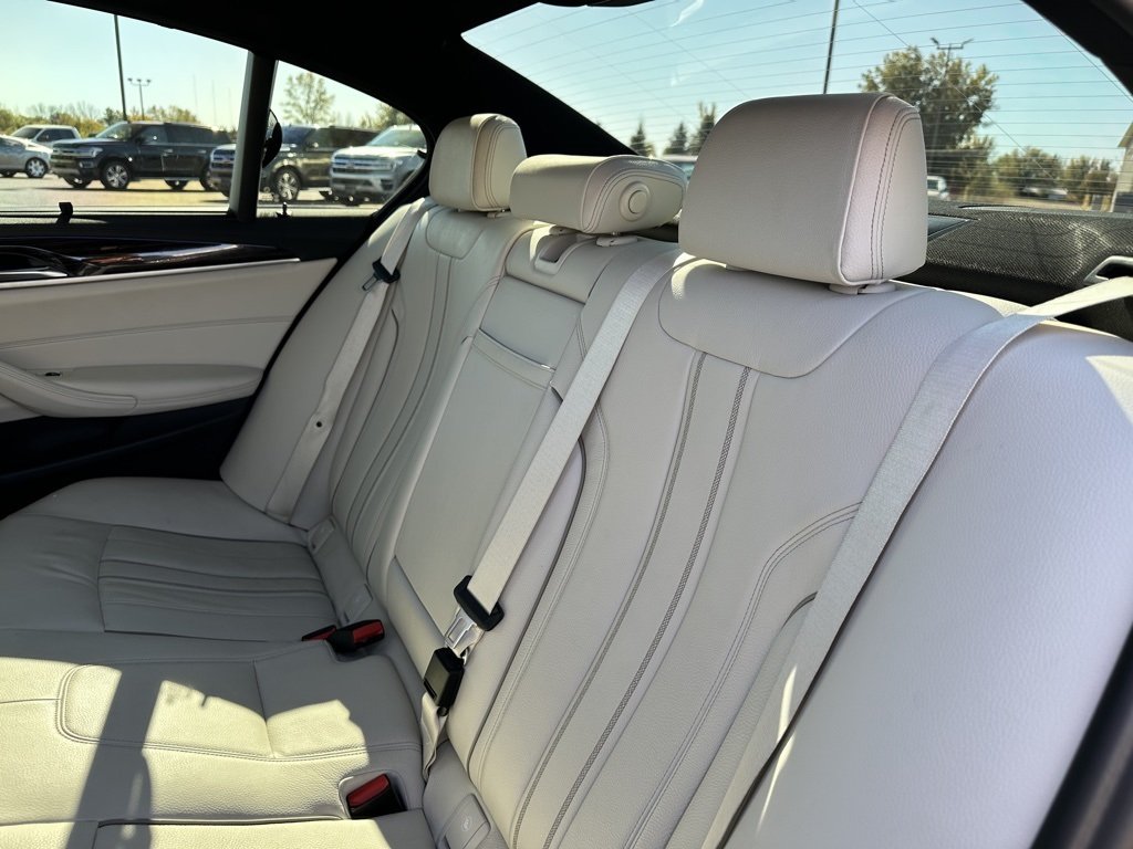 2019 Bmw M550i xDrive Sedan photo 18