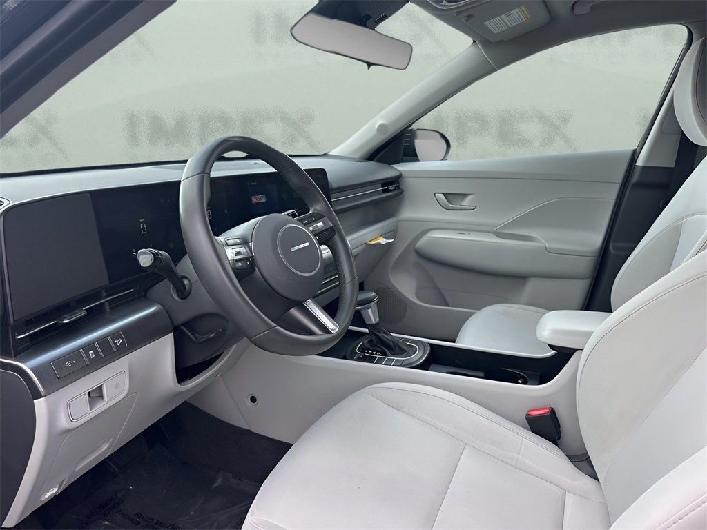 2025 Hyundai Kona SEL photo 9