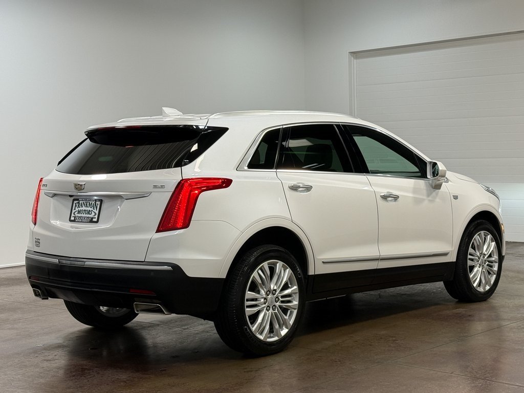 2019 Cadillac XT5 Premium Luxury photo 2