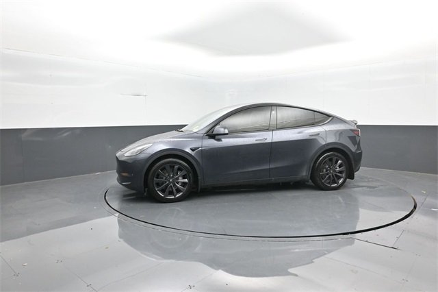 2024 Tesla Model Y Long Range photo 4
