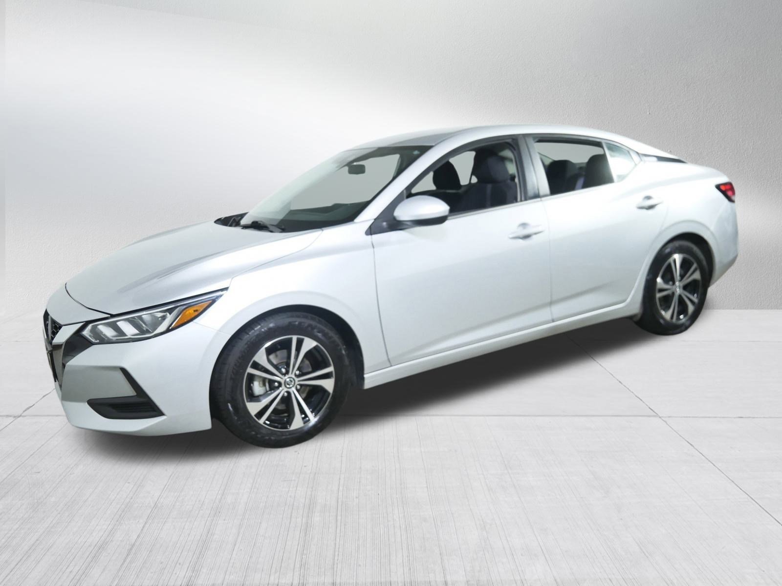 2023 Nissan Sentra SV photo 3