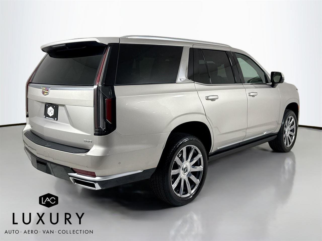 2024 Cadillac Escalade Premium Luxury Platinum photo 4