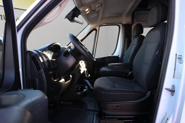 2023 Ram ProMaster 2500 photo 5