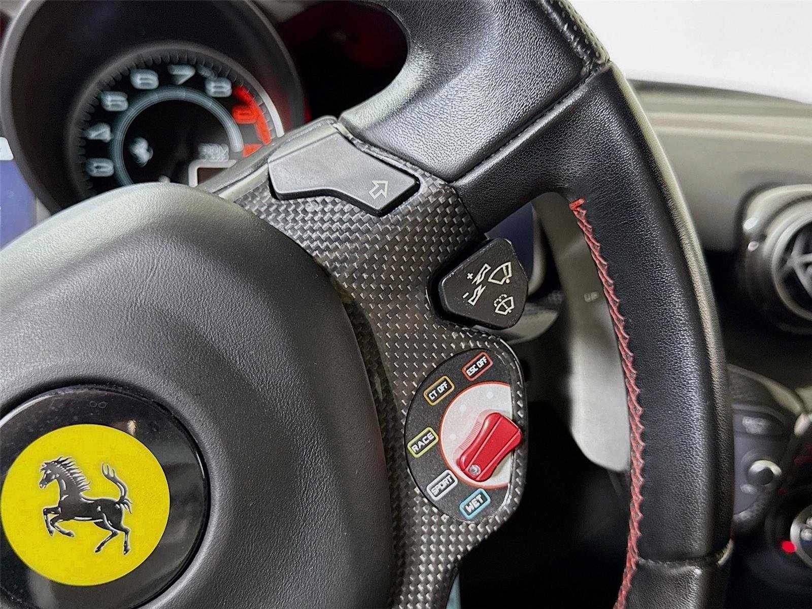 2014 Ferrari F12 Berlinetta Berlinetta photo 17