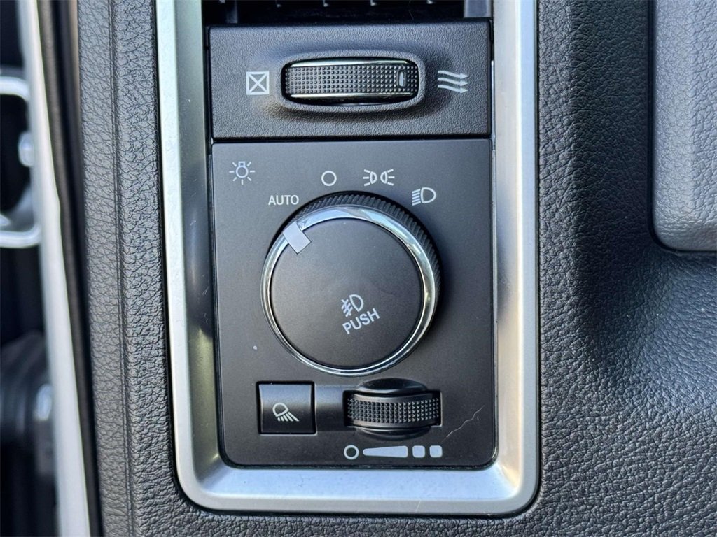 2015 Ram 1500 Big Horn photo 26