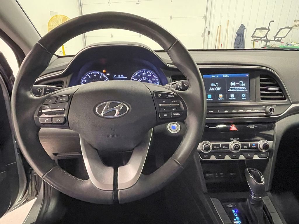 2020 Hyundai Elantra Value Edition photo 31
