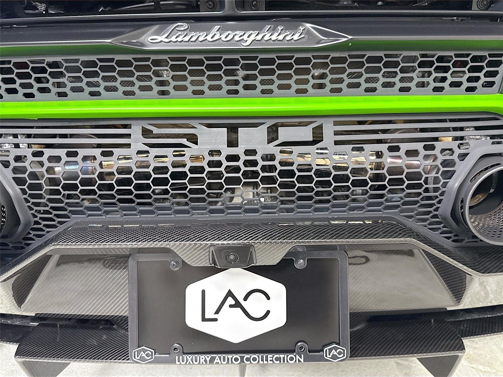 2023 Lamborghini Huracan STO photo 40