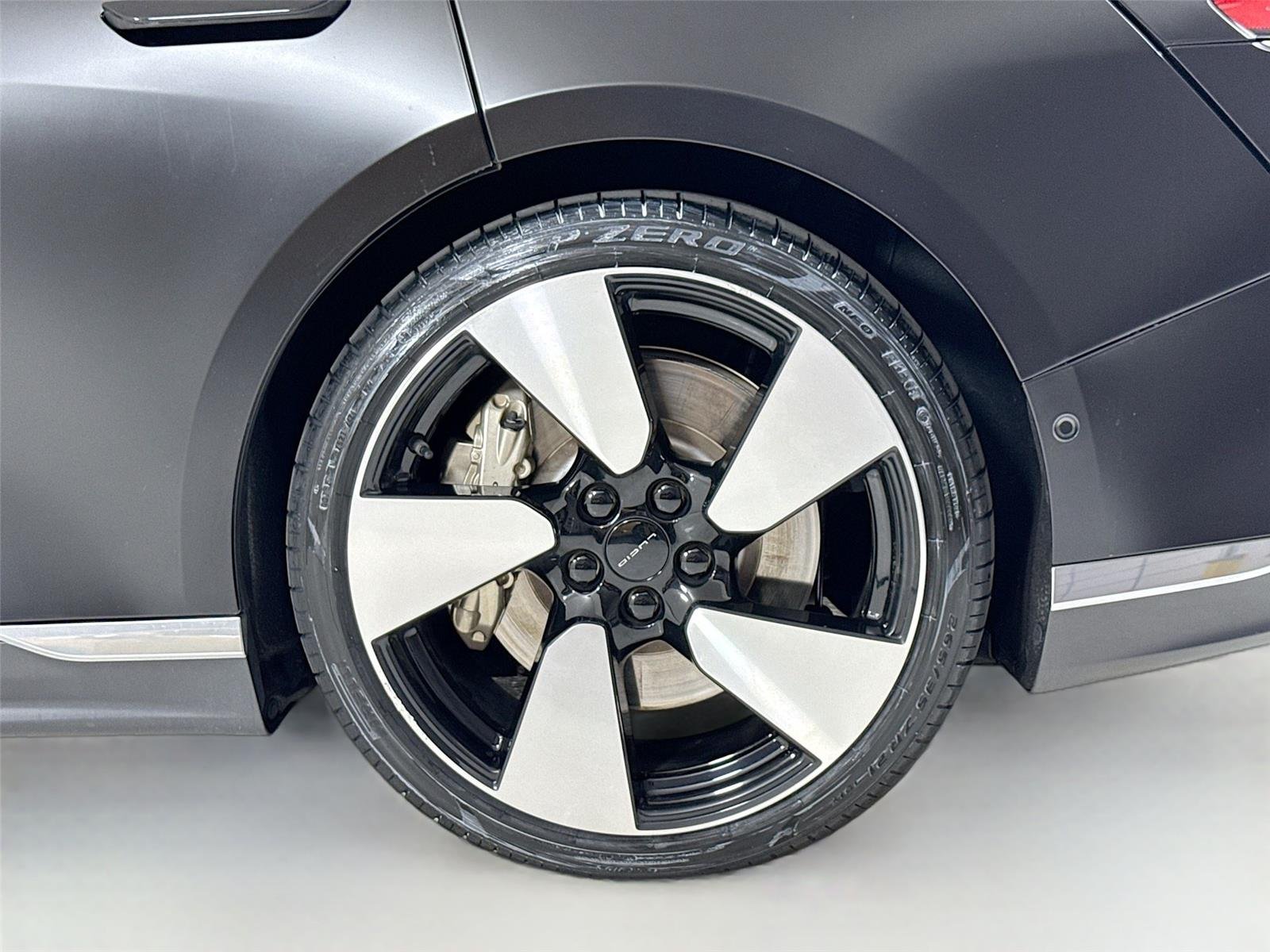 2022 Lucid Air Grand Touring photo 34