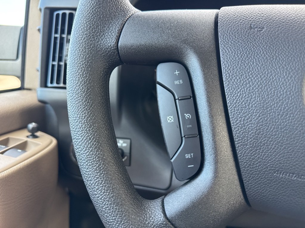 2025 Chevrolet Express 3500 Work Van photo 12