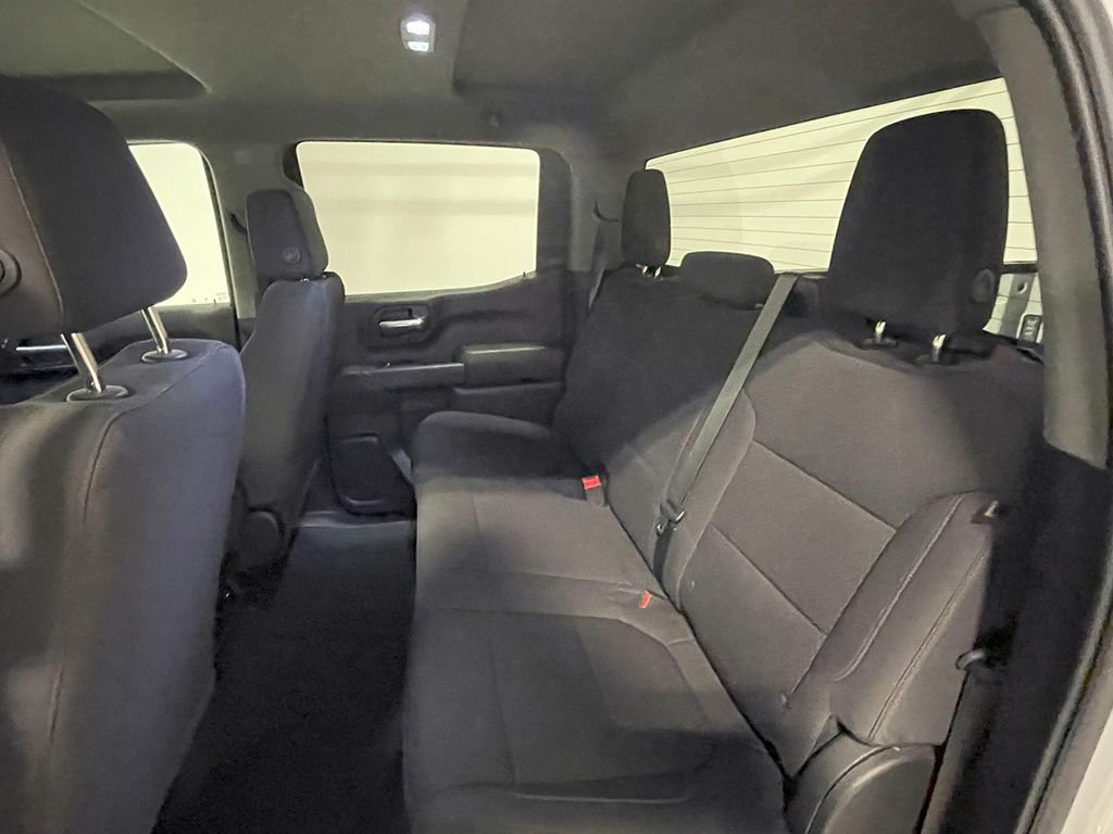 2021 Chevrolet Silverado 1500 Custom photo 19