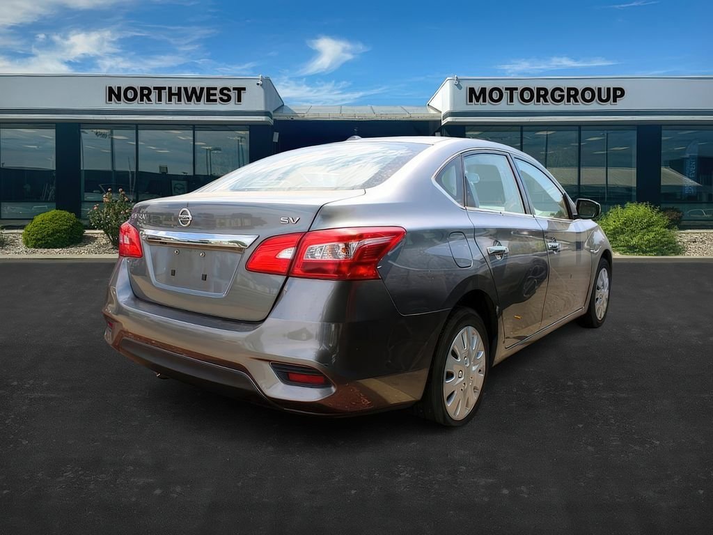 2017 Nissan Sentra SV photo 4