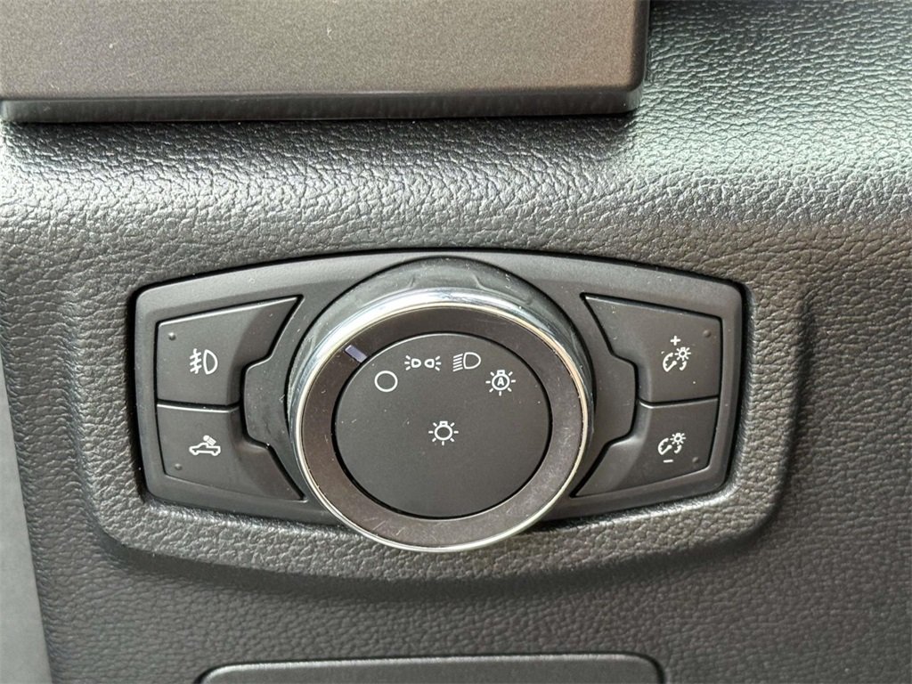 2019 Ford F-150 XLT photo 24