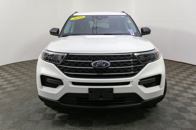 2021 Ford Explorer XLT photo 2