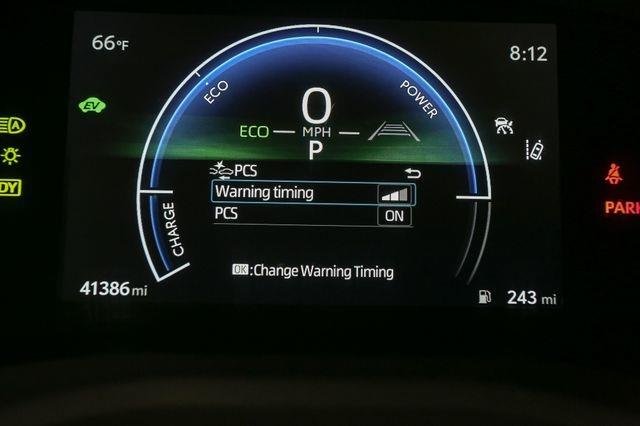 2025 Toyota Camry XSE photo 33
