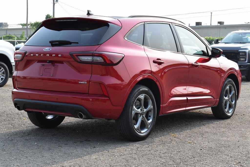 2024 Ford Escape Hybrid ST-Line Select photo 3