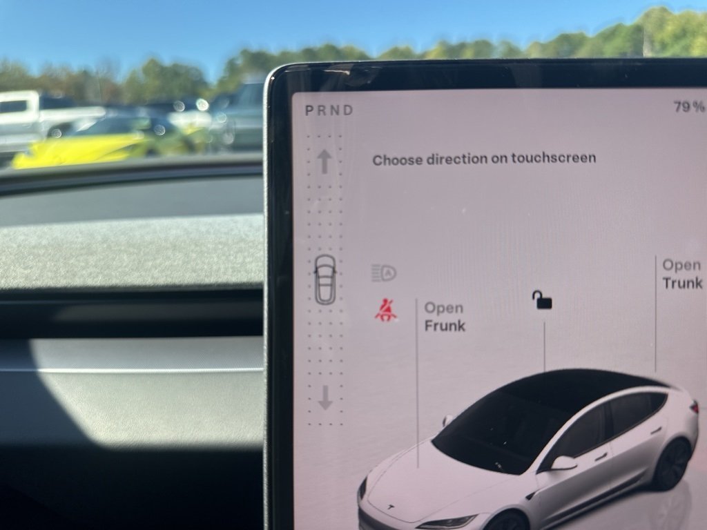 2025 Tesla Model 3 Long Range photo 17
