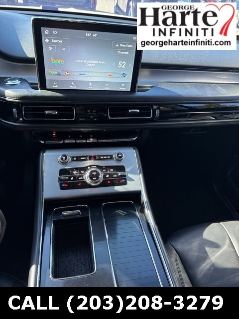 2022 Lincoln Aviator Standard photo 4