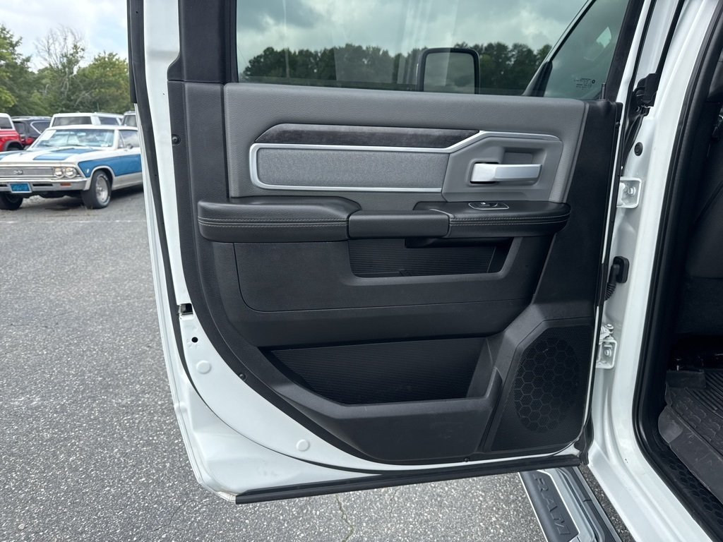 2023 Ram 2500 Big Horn photo 25