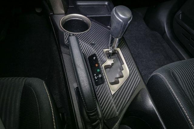 2014 Toyota RAV4 XLE photo 20
