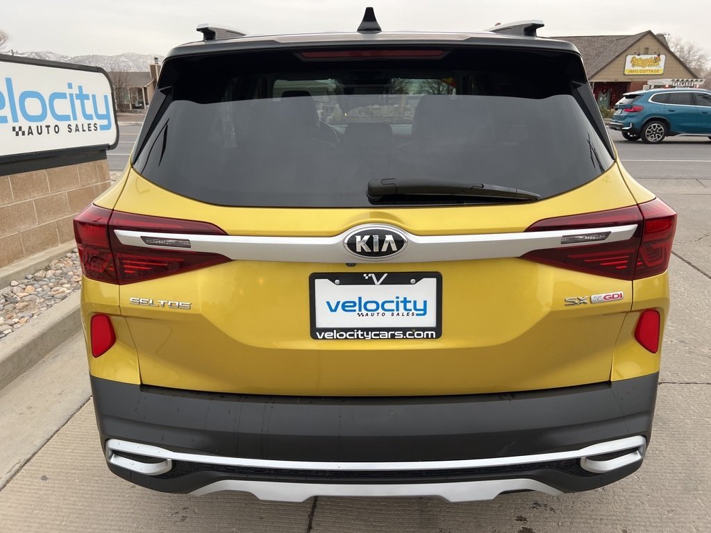 2021 Kia Seltos SX photo 3